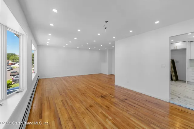 $1,050,000 | 75 Muller Avenue | Westerleigh