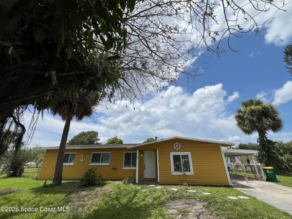 $1,975 | 801 Hampton Way, Merritt Island, FL 32953