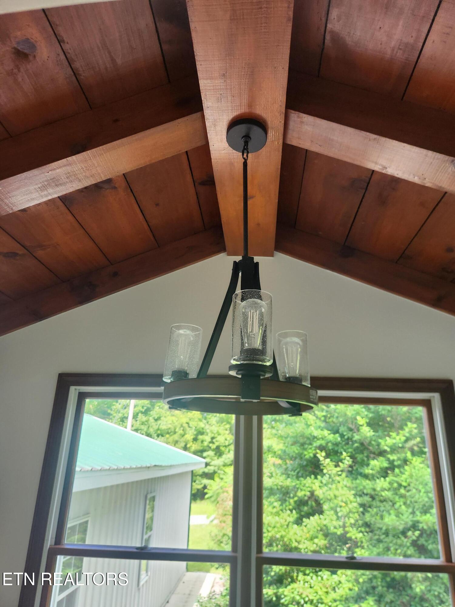 13346 Lantana Road Crossville, TN 38572 - Photo 3 of 34 1000001701