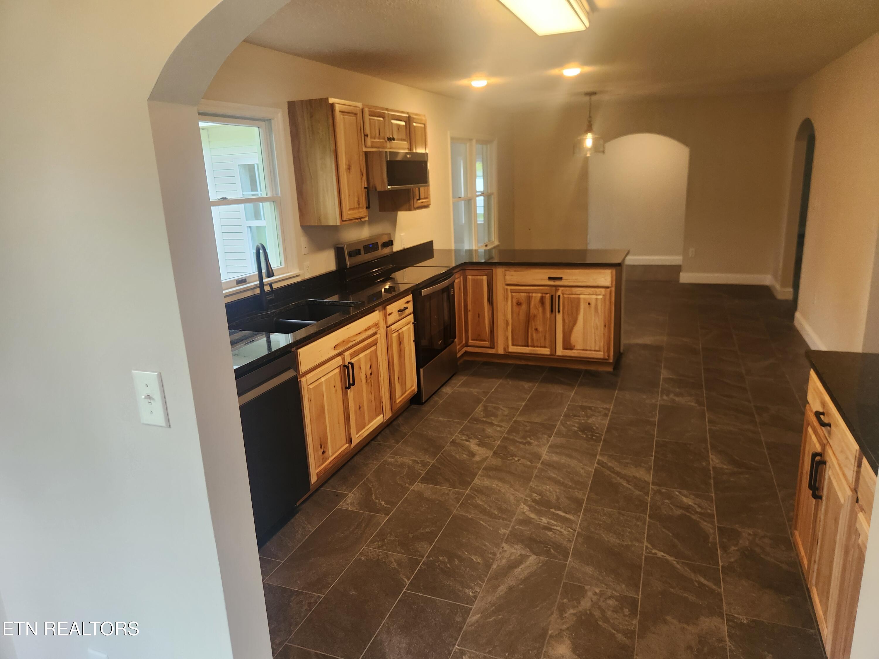 13346 Lantana Road Crossville, TN 38572 - Photo 5 of 34 1000001579