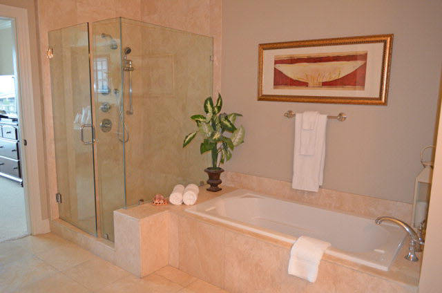 4851 Main Street, Unit 616 Orange Beach, AL 36561 - Photo 13 of 25 Master Bathroom