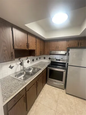 $1,650 | 395 Southwest 15th Street, Unit 12, Pompano Beach, FL 33060