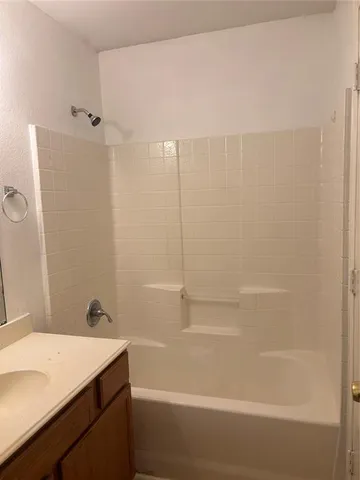 $1,600 | 13627 Biggs Street, Dallas, TX 75253