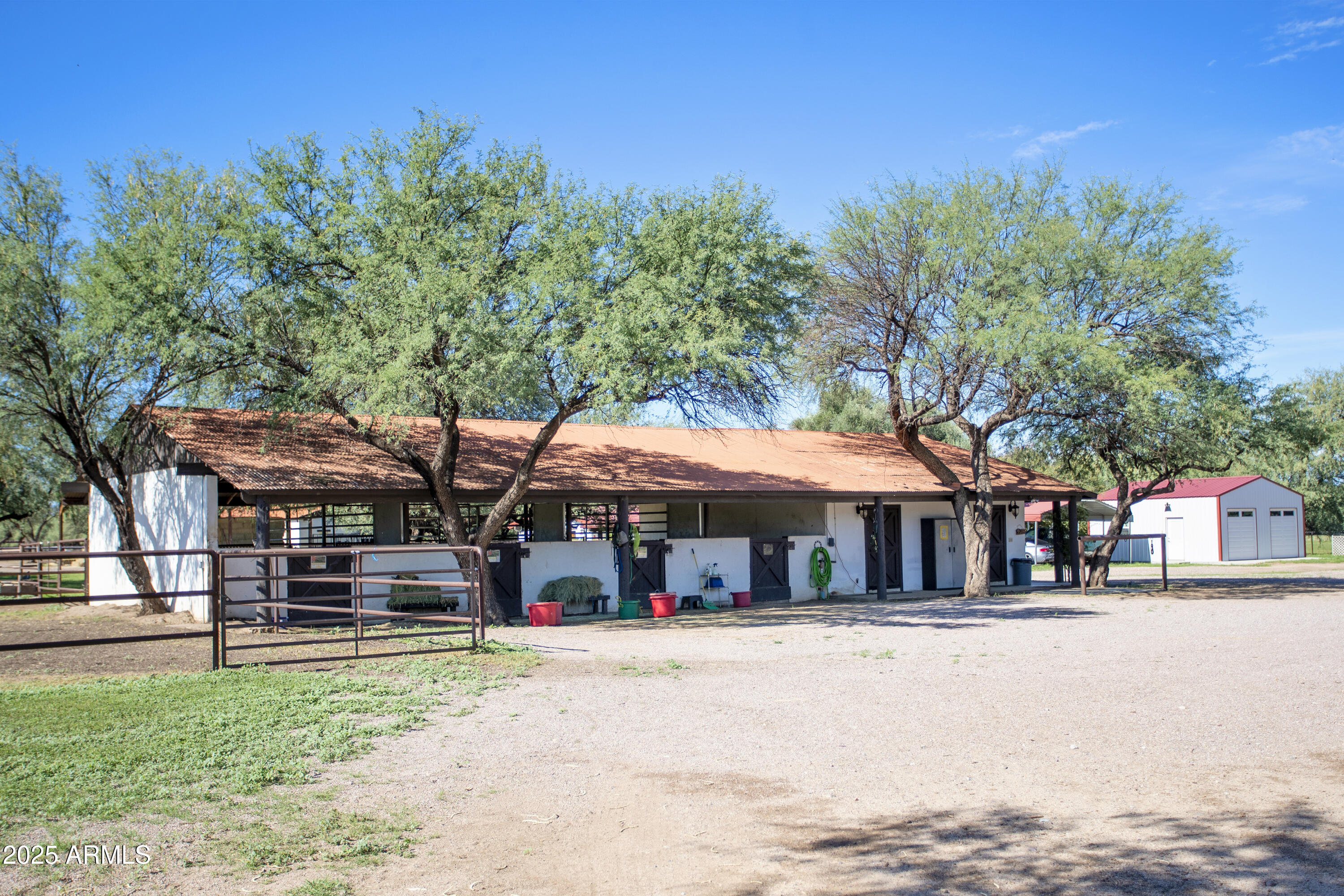 3155 West Elephant Head Road Amado, AZ 85645 - Photo 39 of 79 RS_BroodmareBarn_0075
