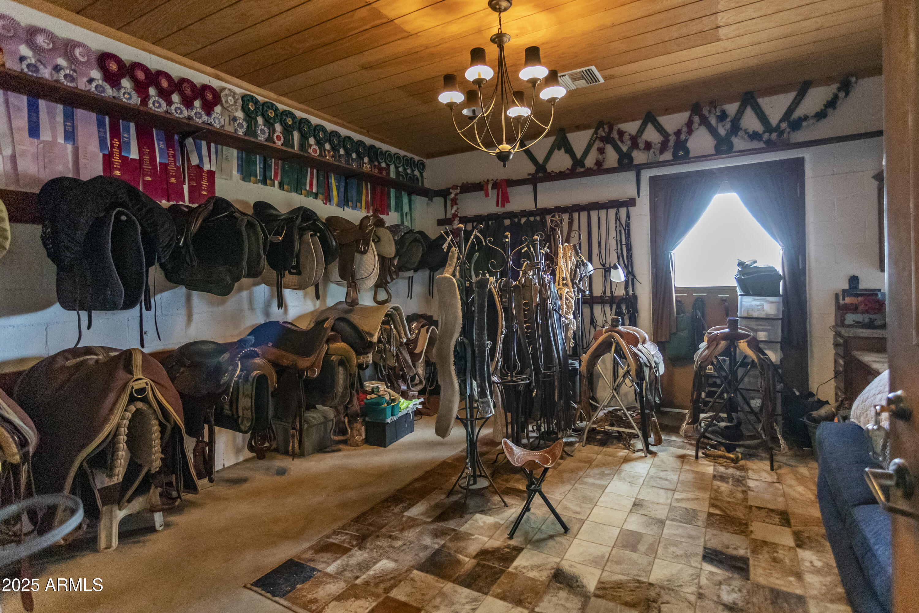 3155 West Elephant Head Road Amado, AZ 85645 - Photo 56 of 79 RS_ShowbarnTackRm_0412