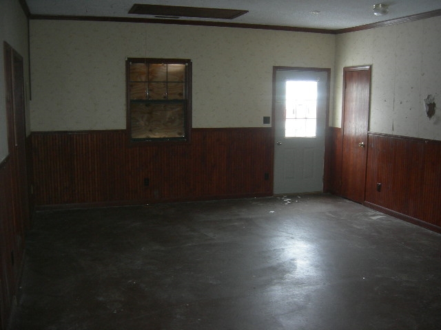 7233 West Olson Road Rochester, IN 46975 - Photo 8 of 16 Gallery Image 8