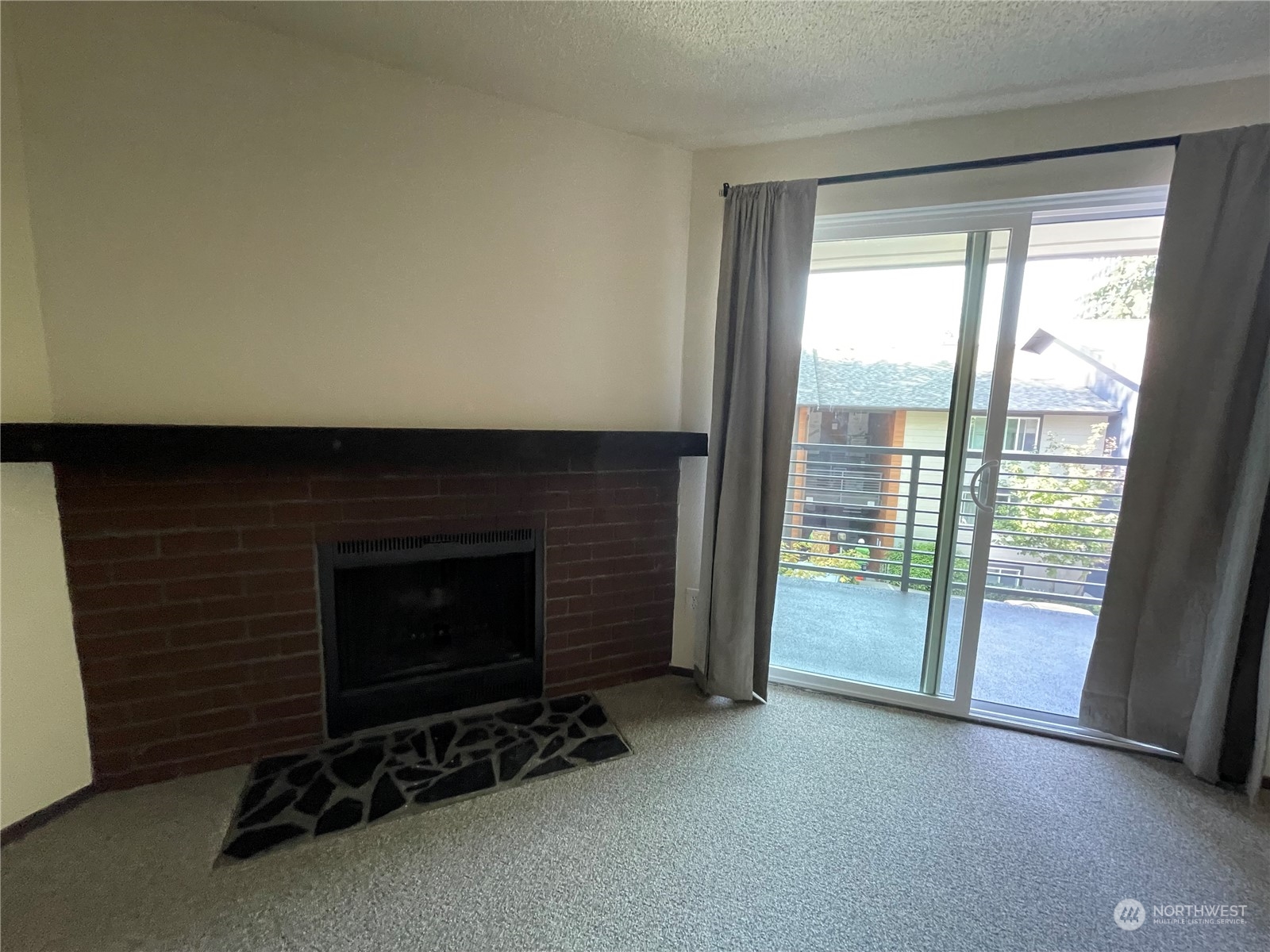 12107 Bel-Red Road, Unit D204 Bellevue, WA 98005 - Photo 15 of 19