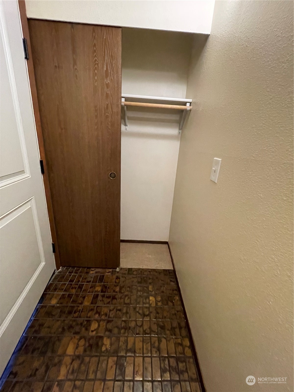 12107 Bel-Red Road, Unit D204 Bellevue, WA 98005 - Photo 8 of 19