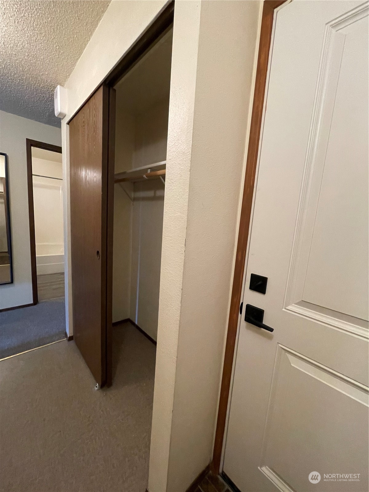 12107 Bel-Red Road, Unit D204 Bellevue, WA 98005 - Photo 10 of 19