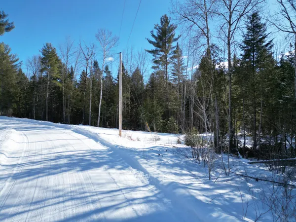 $33,000 | 20 Twin Spgs Lane, Lincoln, ME 04457
