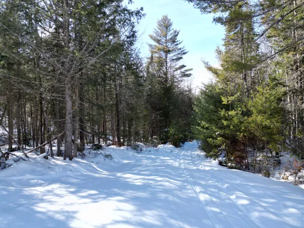 $33,000 | 20 Twin Spgs Lane, Lincoln, ME 04457