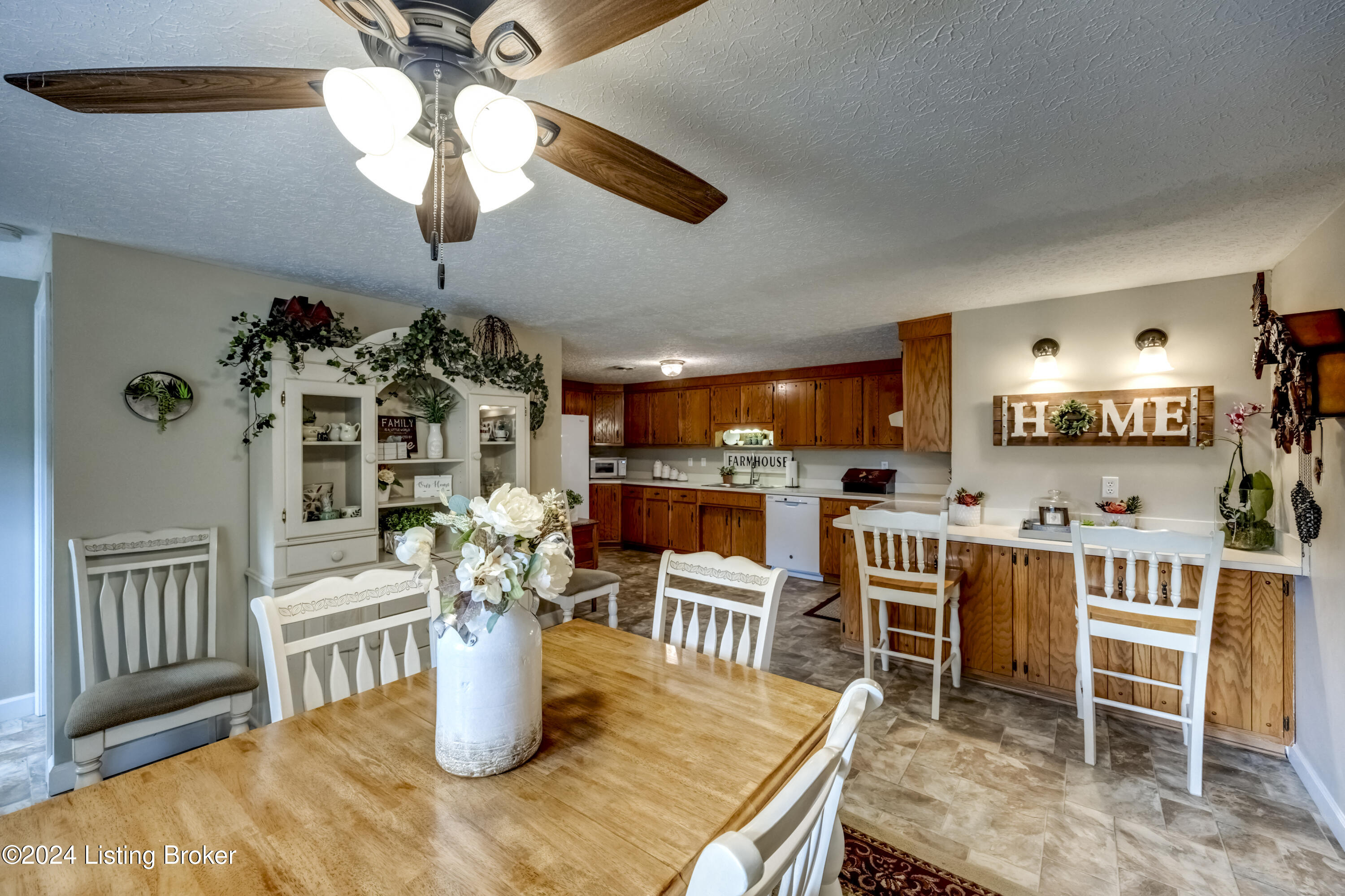 128 Marilyn Road Lebanon Junction, KY 40150 - Photo 20 of 48 2Y0A6563-A