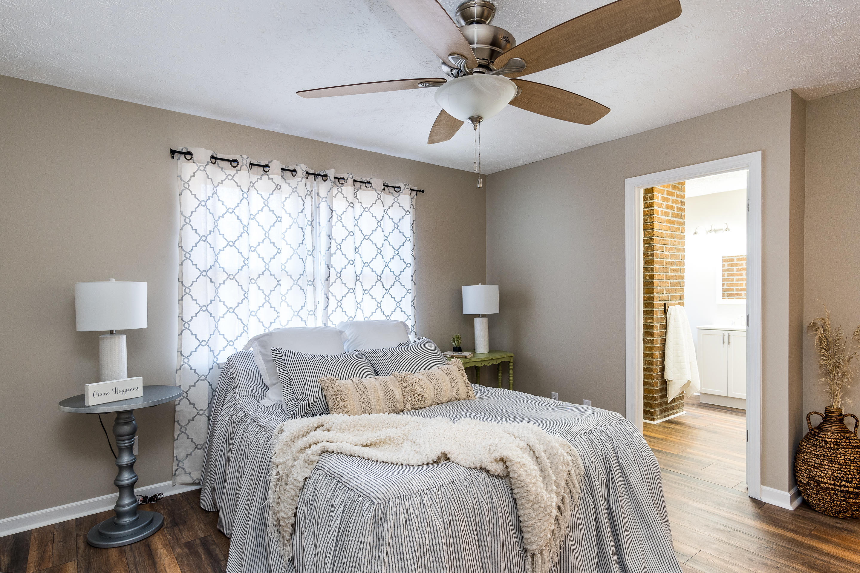 4284 Orebank Road Kingsport, TN 37664 - Photo 5 of 38 interior-25