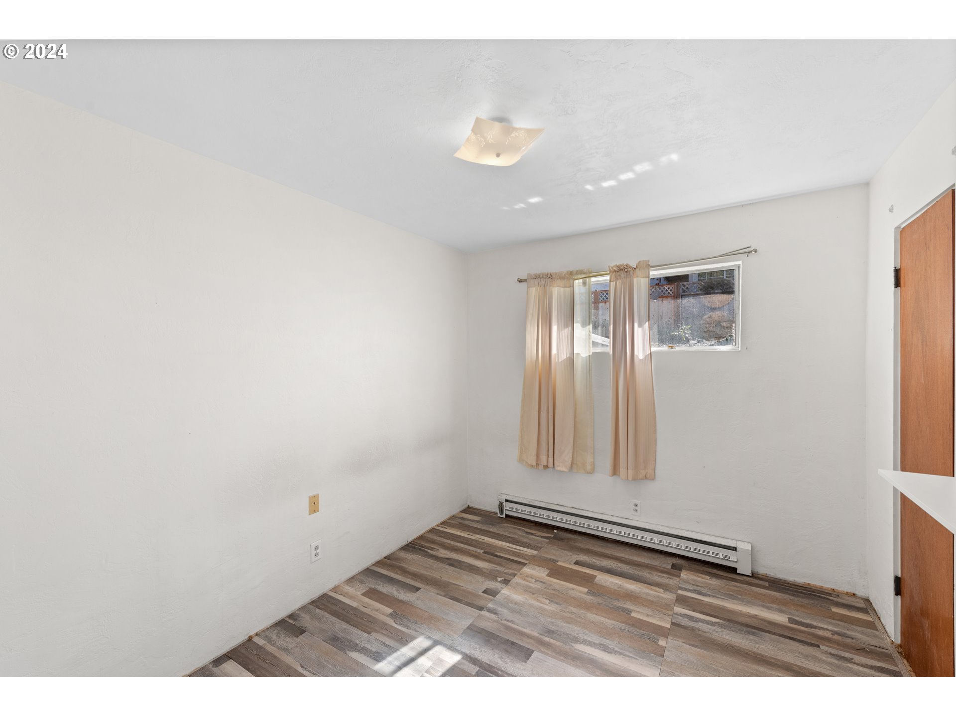 2460-2462 Bowman Road Reedsport, OR 97467 - Photo 11 of 29 Gallery Image 11