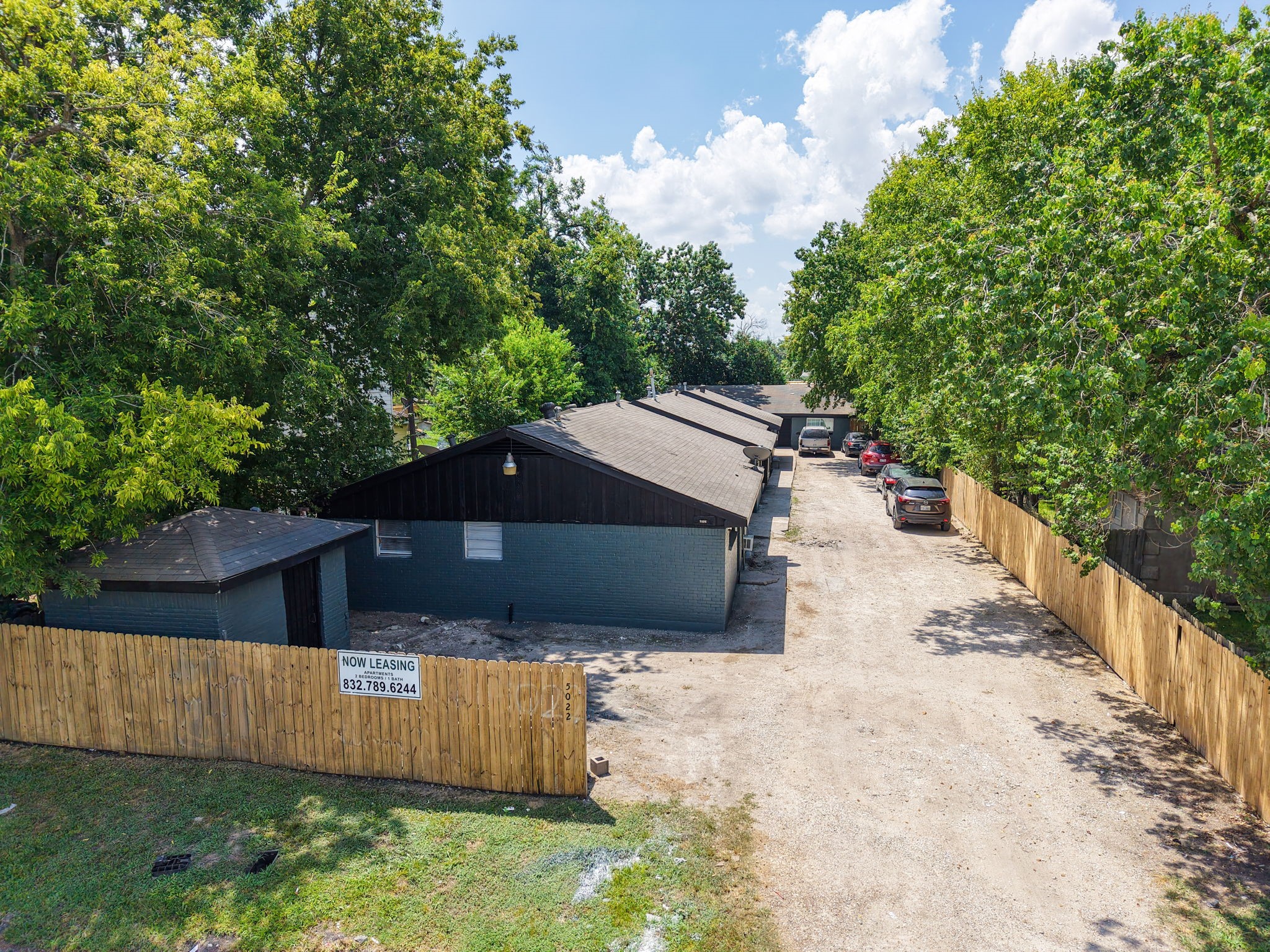 5022 Mallow Street, Unit 7 Houston, TX 77033 - Photo 1 of 20