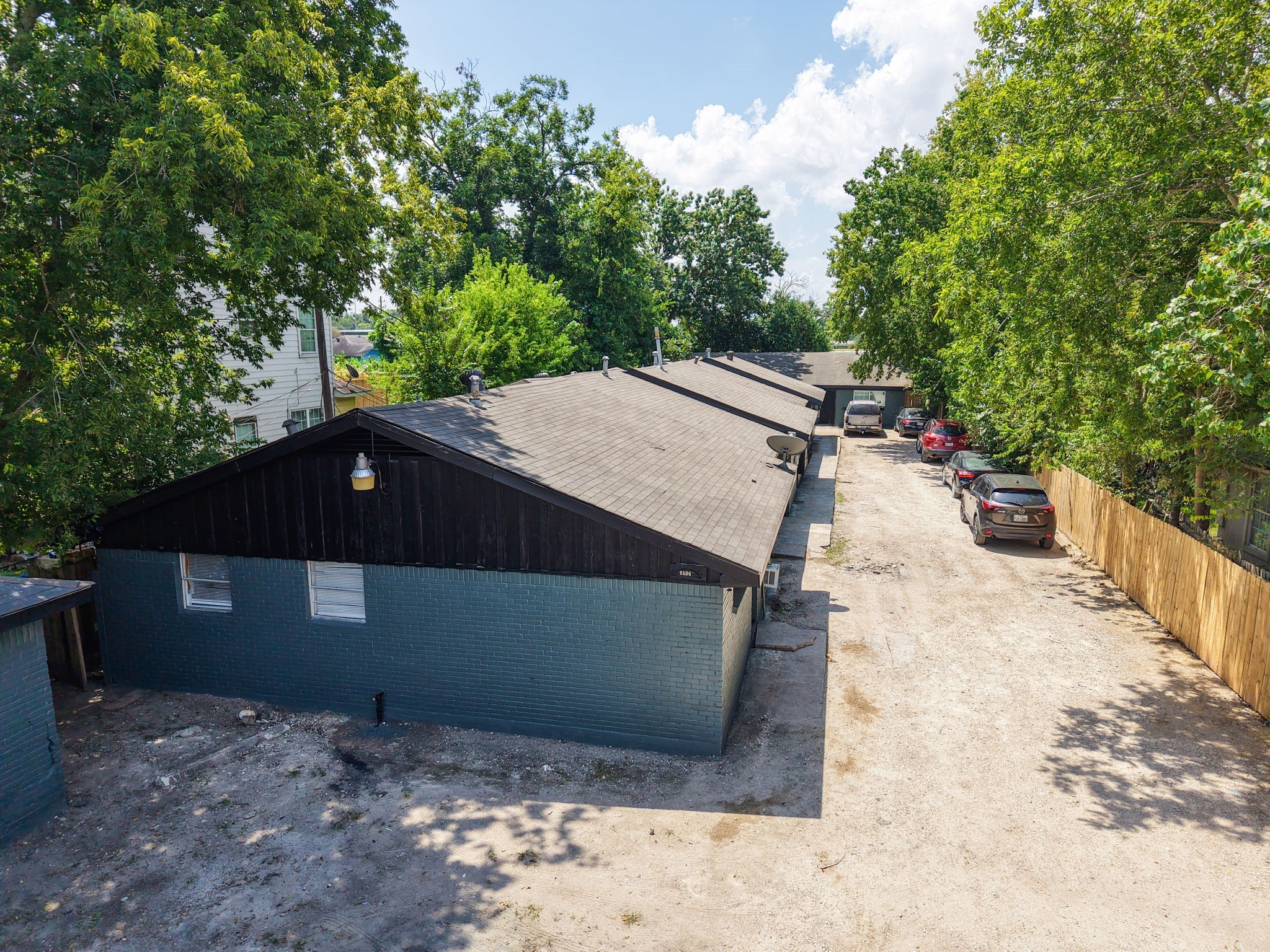 5022 Mallow Street, Unit 7 Houston, TX 77033 - Photo 20 of 20 a view of a outdoor space