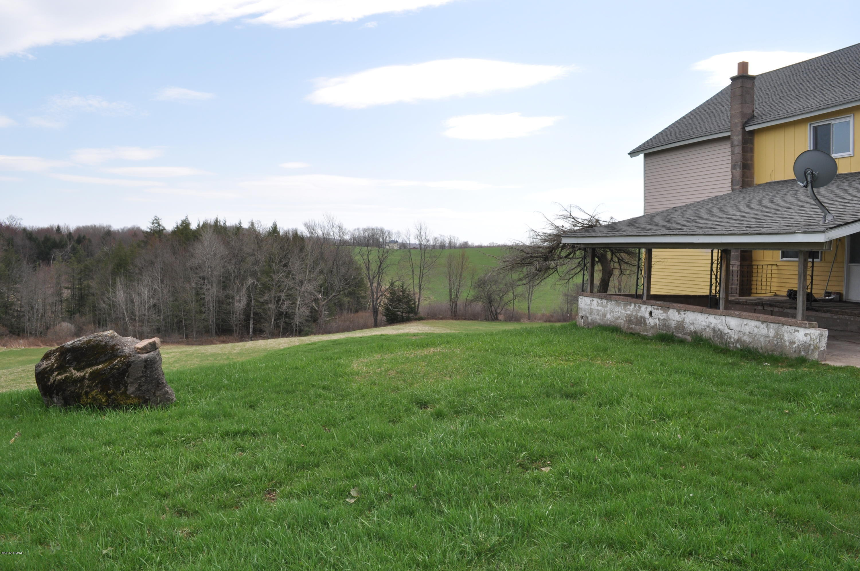 54 Burns Road Waymart, PA 18472 - Photo 5 of 17 Views