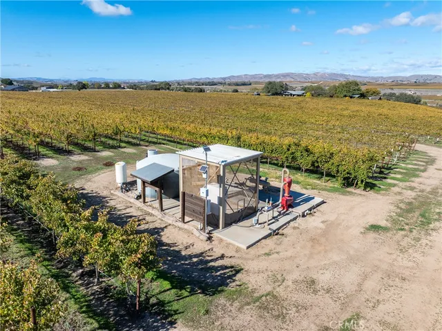 $5,075,000 | 7790 Airport Road, Paso Robles, CA 93446