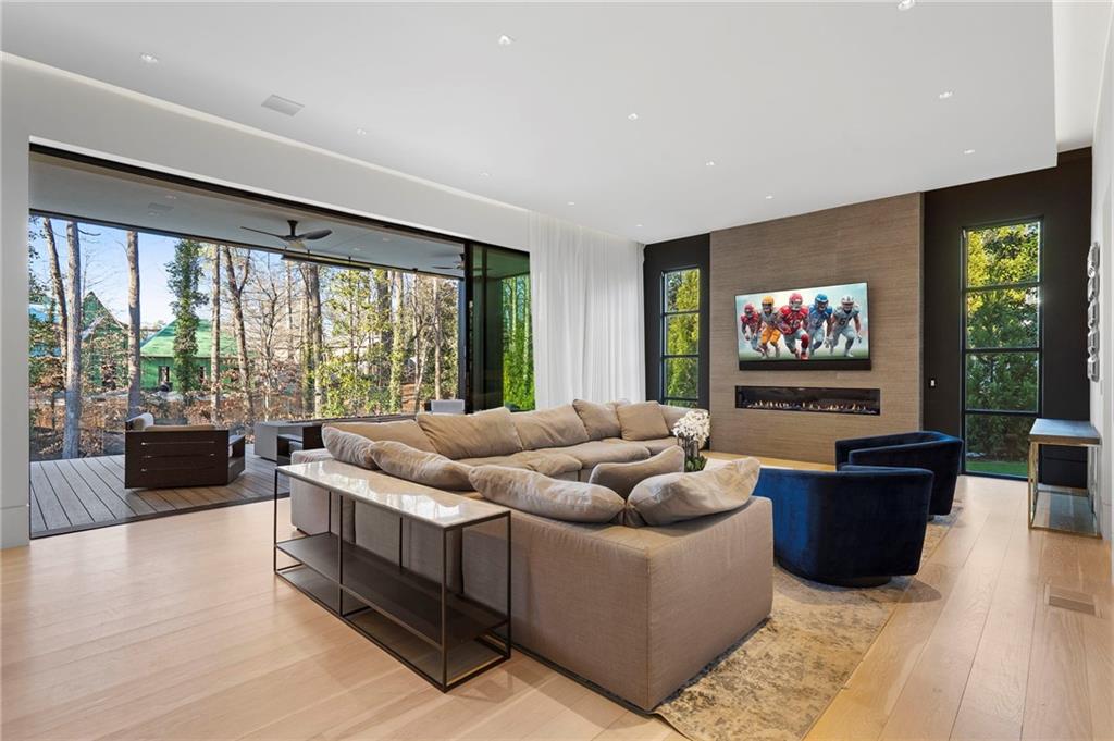 415 River Valley Road Northwest Atlanta, GA 30328 - Photo 15 of 73