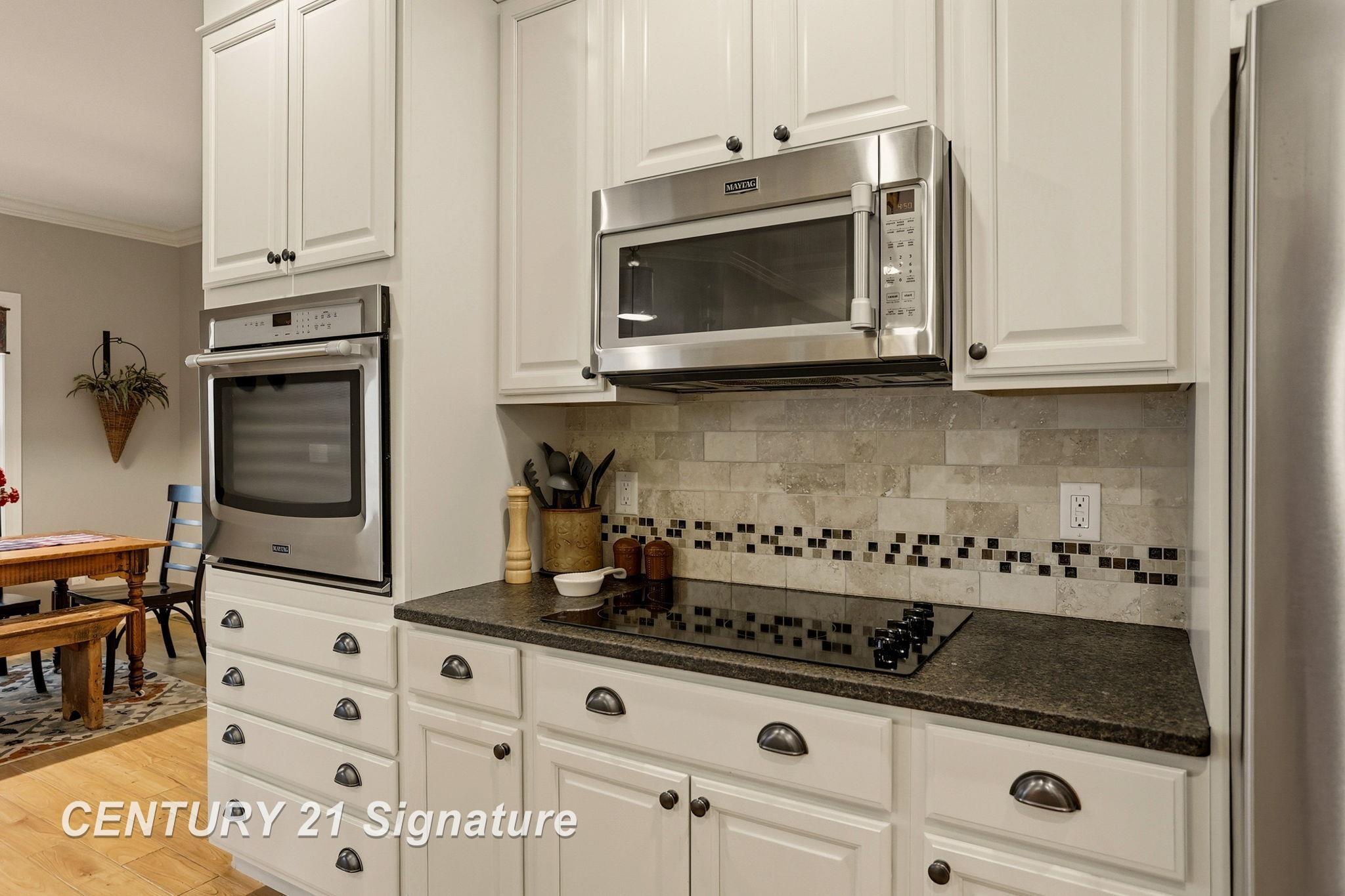 11056 Sarle Road Freeland, MI 48623 - Photo 21 of 80 50208910-ba206fc4-5c60-4863-9d89-978a5b82fcb7.JPG