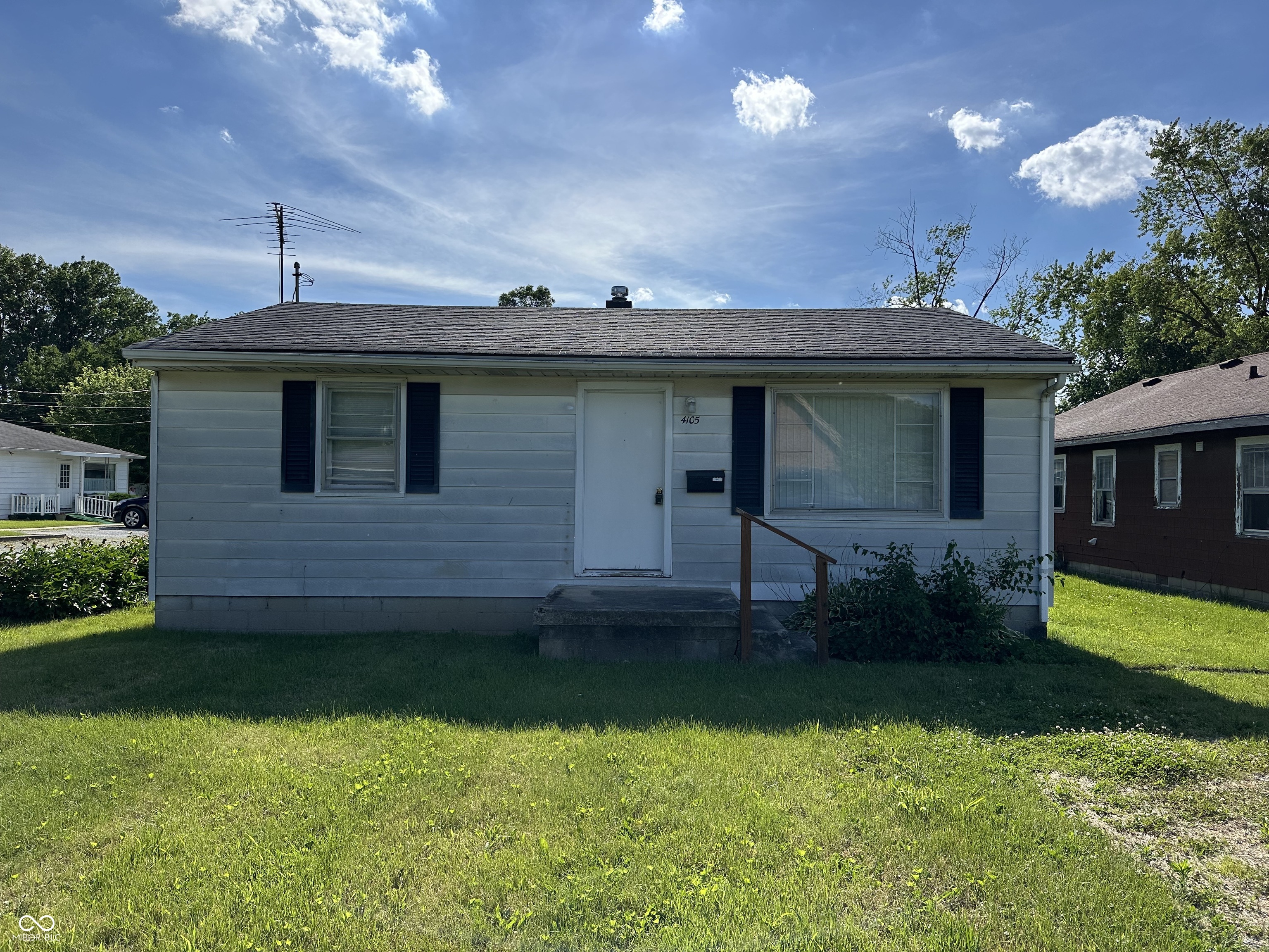 4105 Main Street Anderson, IN 46013 - Photo 2 of 30 Gallery Image 2
