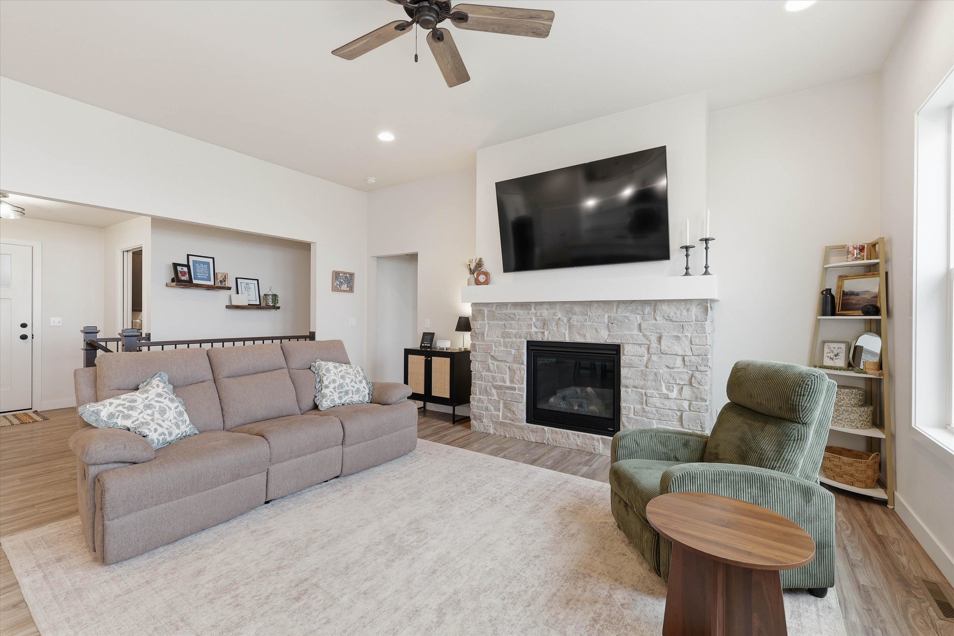 N9376 Dusty Drive Appleton, WI 54915 - Photo 13 of 35