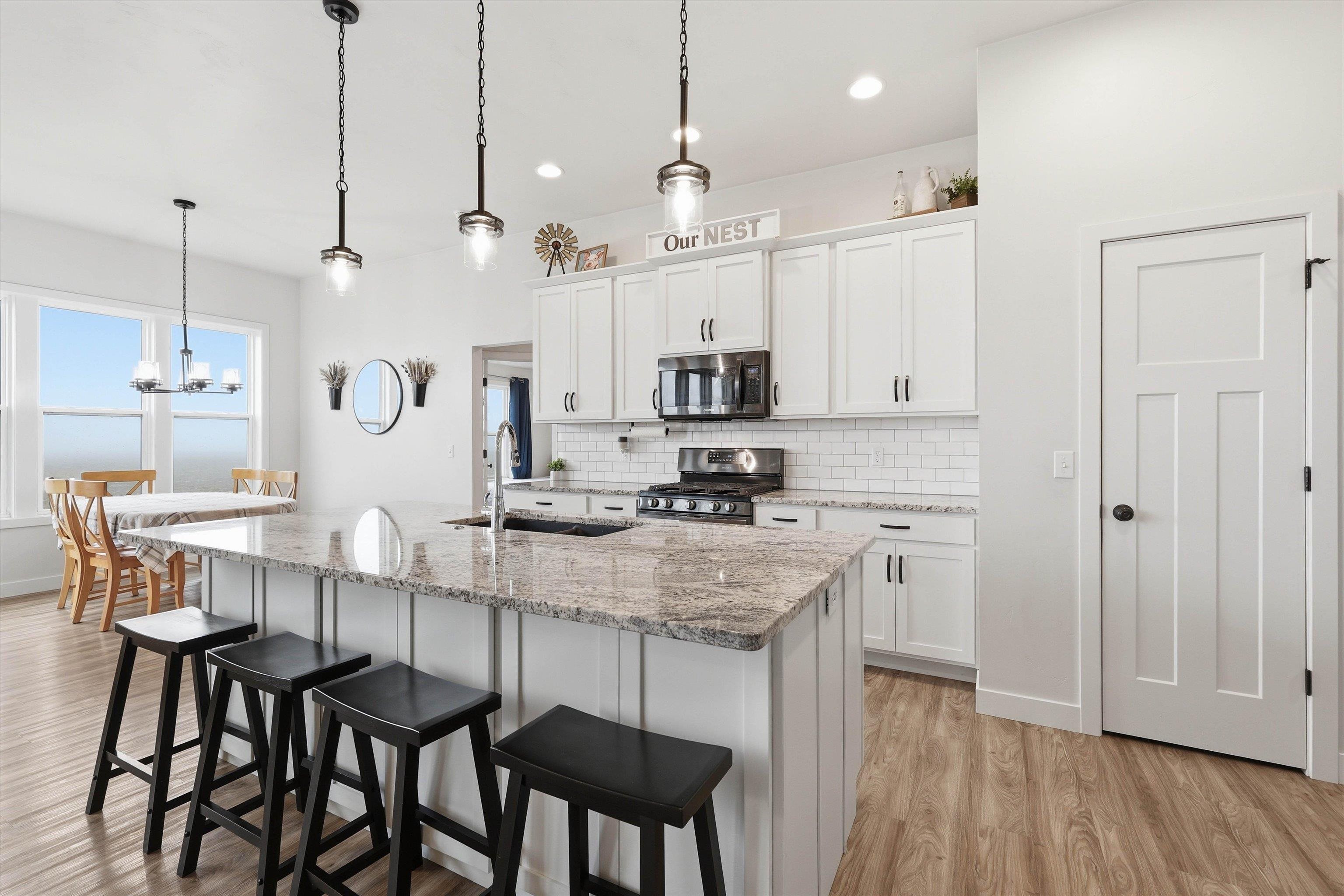 N9376 Dusty Drive Appleton, WI 54915 - Photo 9 of 35