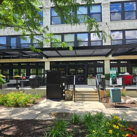 $339,900 | 1111 West 15th Street, Unit 228, Chicago, IL 60608