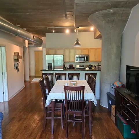 $339,900 | 1111 West 15th Street, Unit 228, Chicago, IL 60608