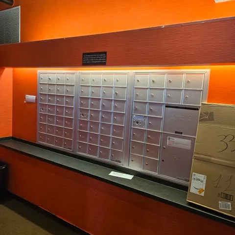 $339,900 | 1111 West 15th Street, Unit 228, Chicago, IL 60608