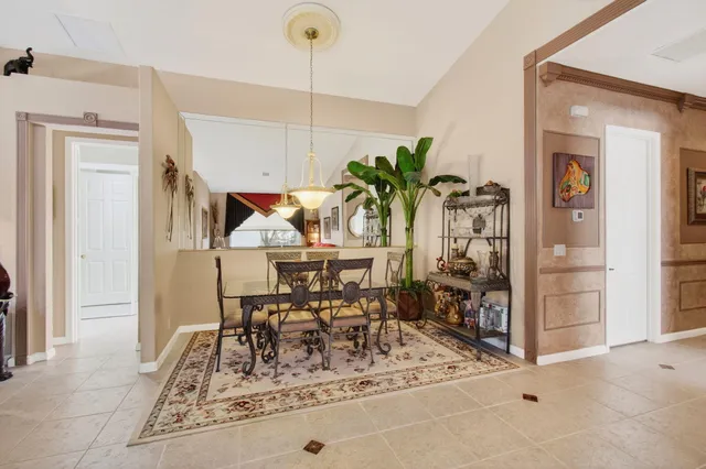 $469,500 | 9523 Sandpiper Lane, West Palm Beach, FL 33411