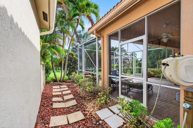 $469,500 | 9523 Sandpiper Lane, West Palm Beach, FL 33411