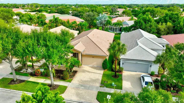 $469,500 | 9523 Sandpiper Lane, West Palm Beach, FL 33411