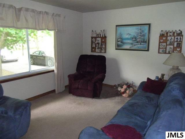 146 Boadway Street Spring Arbor, MI 49283 - Photo 3 of 15 Photo 3
