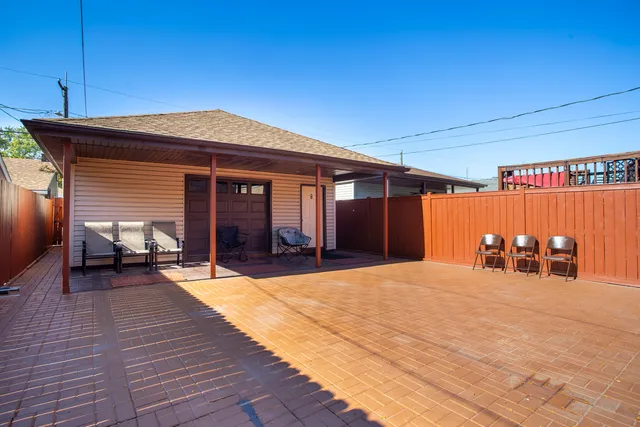 $390,000 | 5154 South Nordica Avenue, Chicago, IL 60638