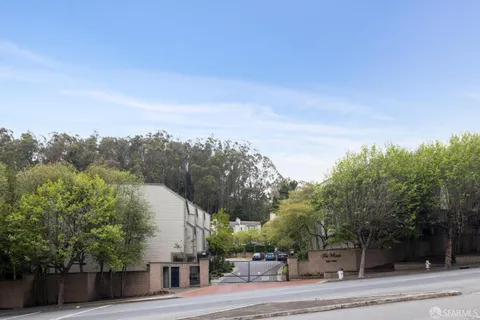 $1,175,000 | 620 Clarendon Avenue, San Francisco, CA 94131