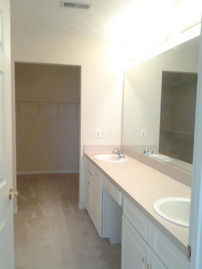 3752 Stoneway Point Powell, OH 43065 - Photo 16 of 26