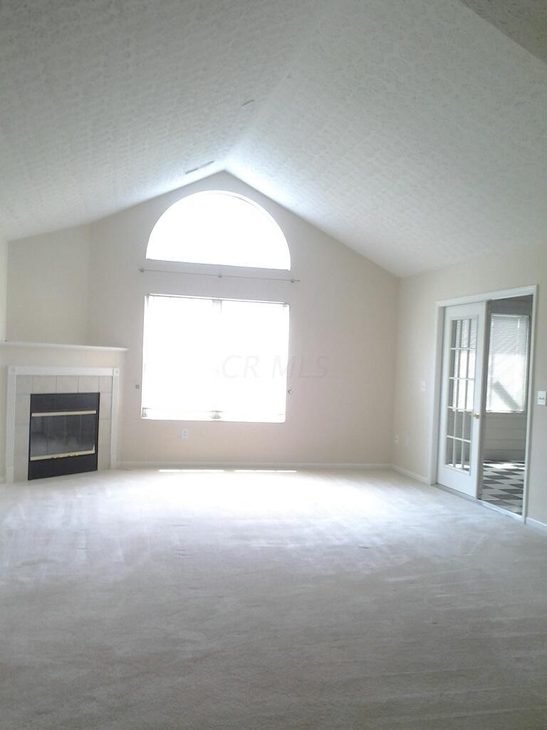 3752 Stoneway Point Powell, OH 43065 - Photo 4 of 26