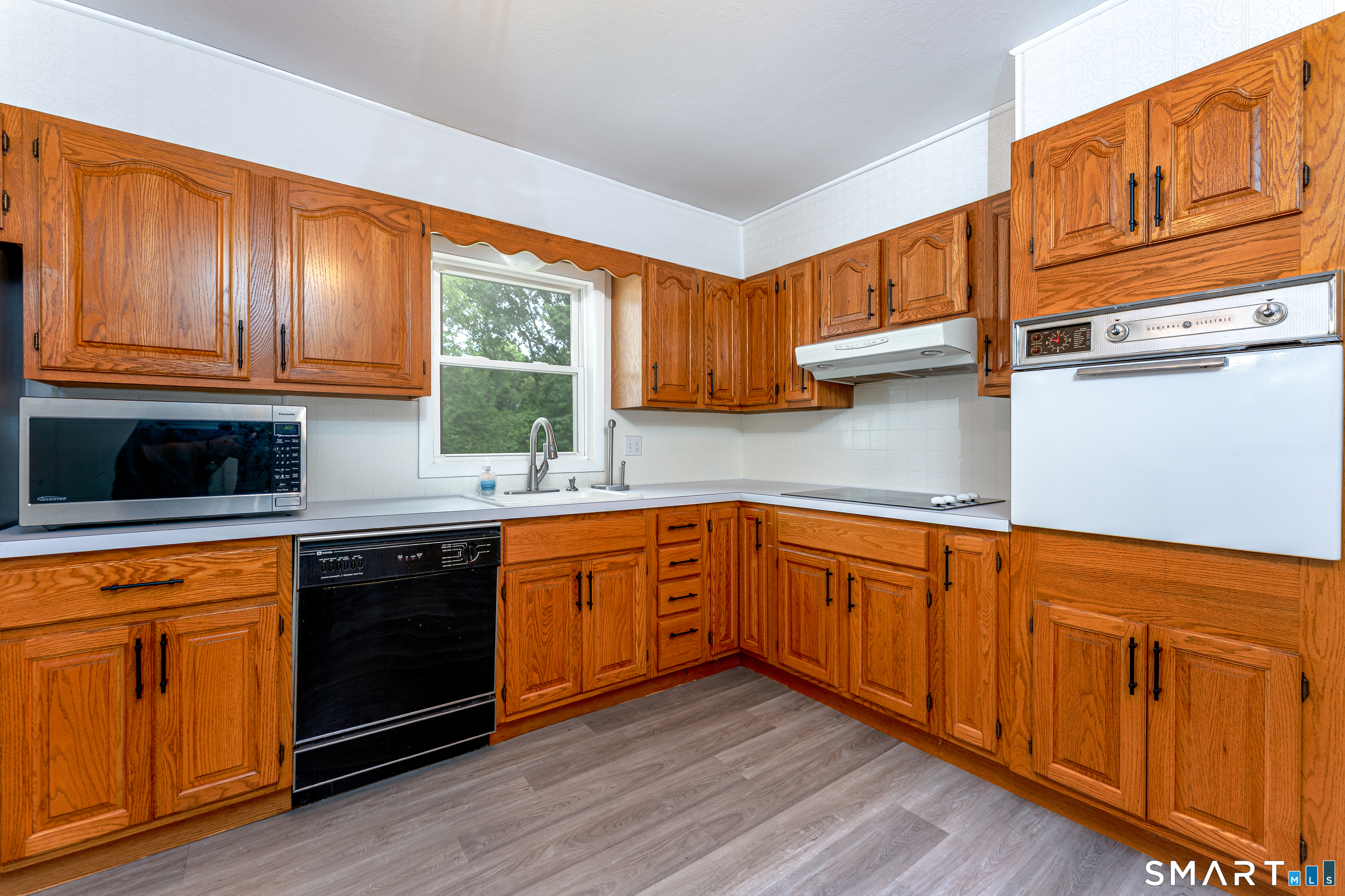15 Fawn Hill Road Shelton, CT 06484 - Photo 17 of 27