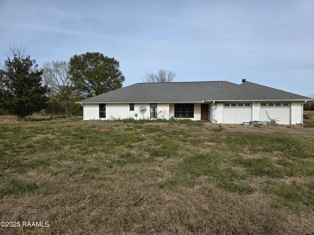 $225,000 | 2796 Prairie Rhonde Road, Ville Platte, LA 70586