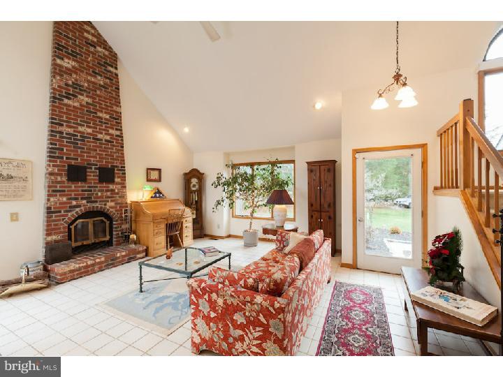 223 Church Road Medford, NJ 08055 - Photo 5 of 25 Great Room