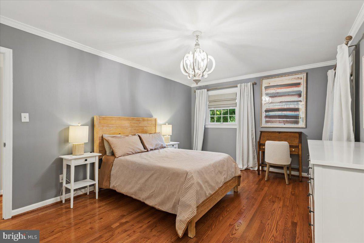 2648 Ogleton Road Annapolis, MD 21403 - Photo 13 of 48 Primary bedroom suite