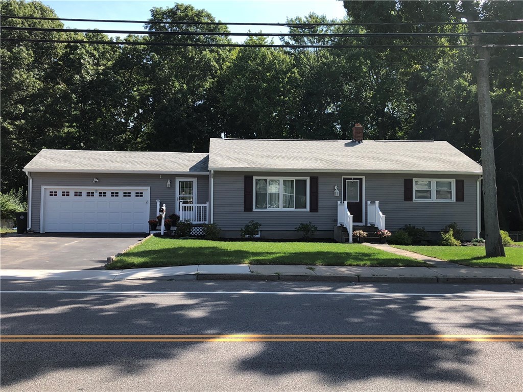 167 Knotty Oak Road Coventry, RI 02816 - Photo 1 of 18 Gallery Image 1