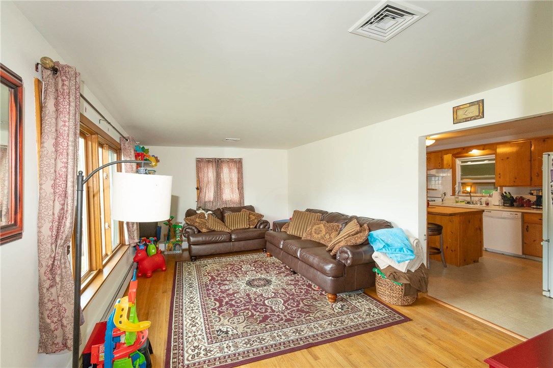 167 Knotty Oak Road Coventry, RI 02816 - Photo 10 of 18 Gallery Image 10