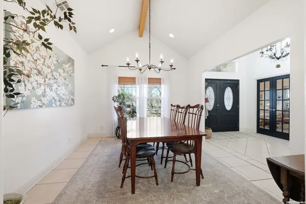 $525,000 | 228 County Road 6864, Natalia, TX 78059