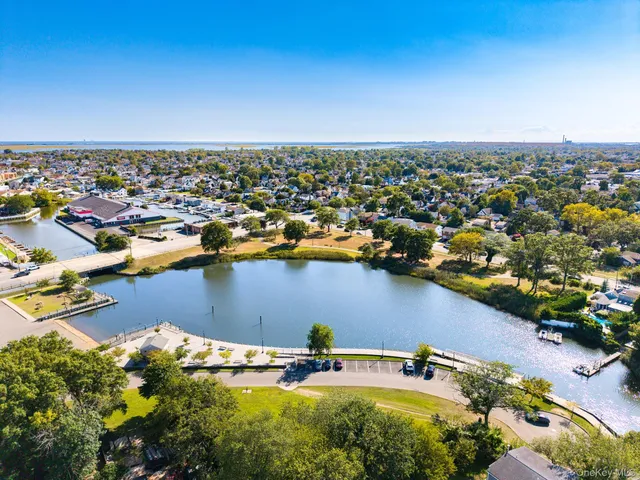 $599,999 | 306 Park Avenue, Freeport, NY 11520