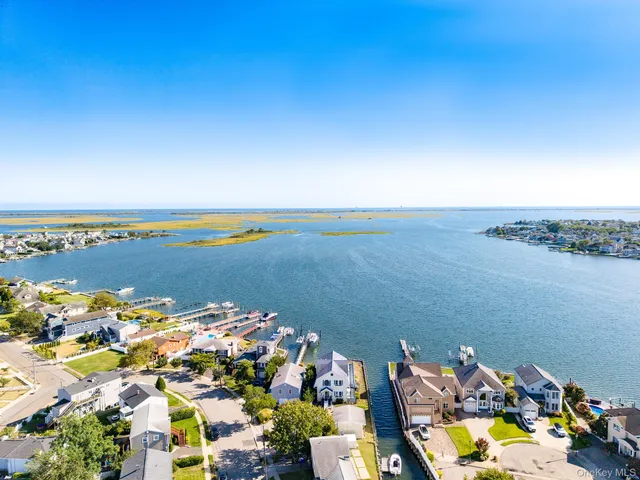 $599,999 | 306 Park Avenue, Freeport, NY 11520