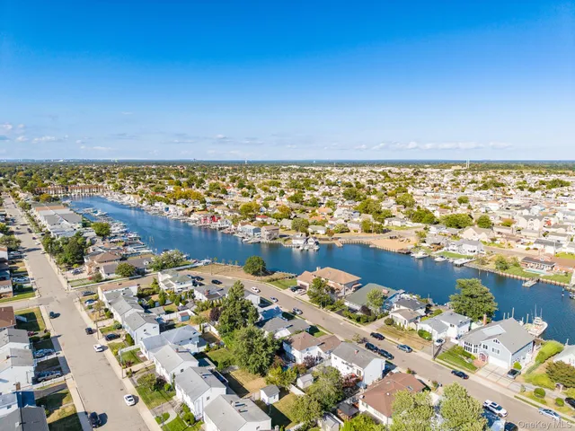 $599,999 | 306 Park Avenue, Freeport, NY 11520