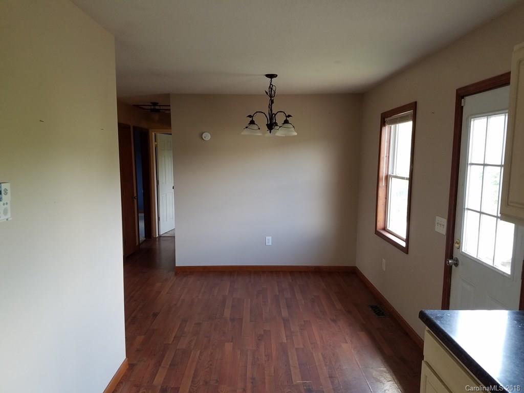 116 Barefoot Ridge Clyde, NC 28721 - Photo 5 of 12