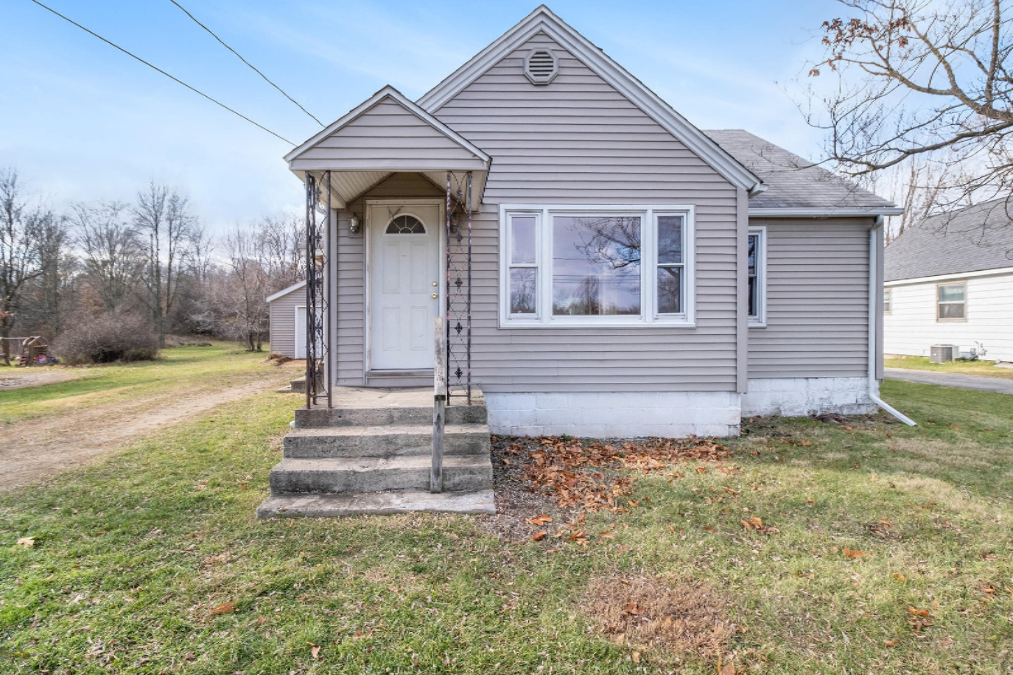 8418 Portage Road Portage, MI 49002 - Photo 2 of 22 _DSF3938
